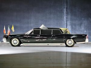 Lincoln Continental Limousine Popemobile by Lehmann-Peterson '1964
